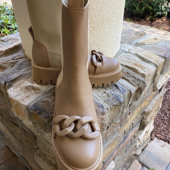 Lestrosa Italian leather short combat bootie beige shoes size 7.5 - Picture 8 of 12